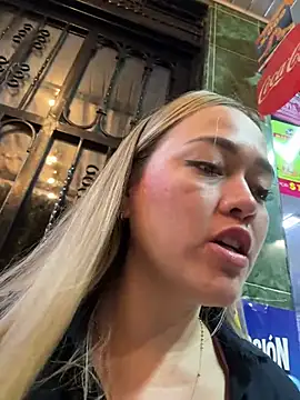 danielavegax (G young) - 2 GIRLS PUT A FINGER IN HER HARD ASS