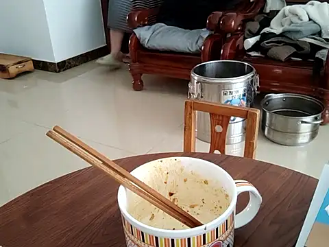 AngelwithEcup live sex cam