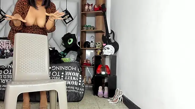 MirandaHaguen webcam