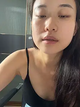 美女A-Kristen在线直播
