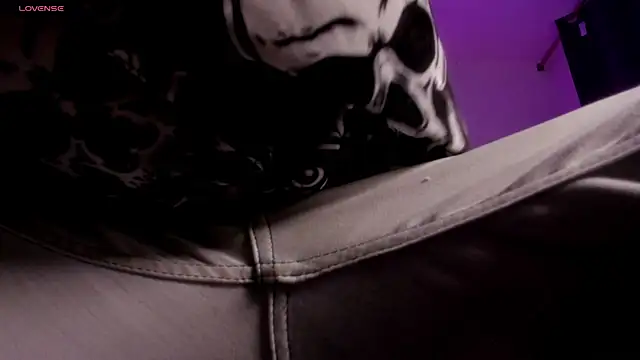 s_sven03 - S_sven03's free webcam - UK Sex Cams