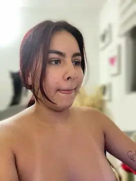 zarahs_blare1 - Zarahs_Blare1's free webcam - UK Sex Cams