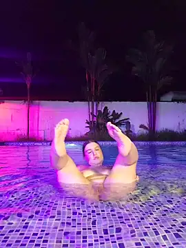 Pretty_Julieta webcam