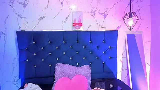 Dakotaa_Johnson webcam