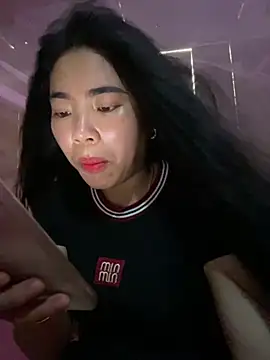 Girlsexxy-excitef webcam