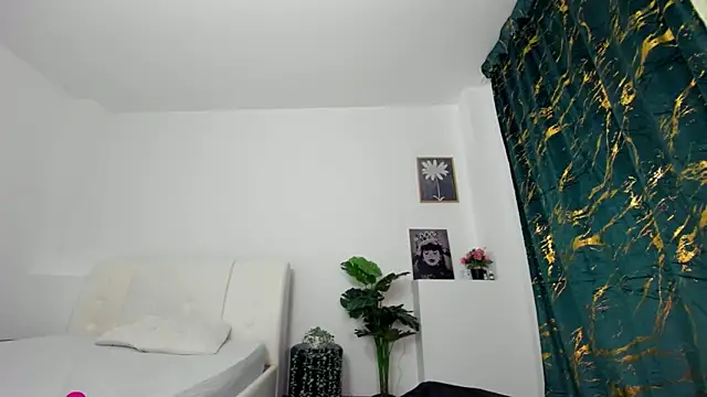 innocent_eva1 webcam