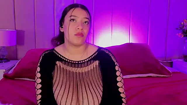 MollyBigBoobs12 webcam