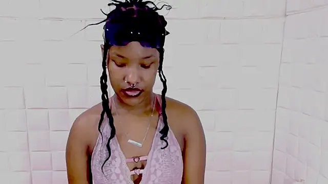 EroticSexyPrada webcam