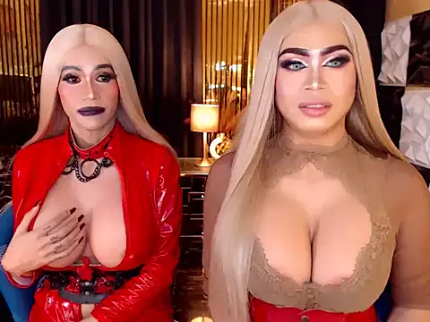 MonstrousCockDiva webcam