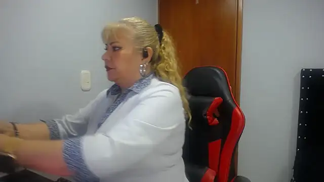 Ursulawhite69 webcam