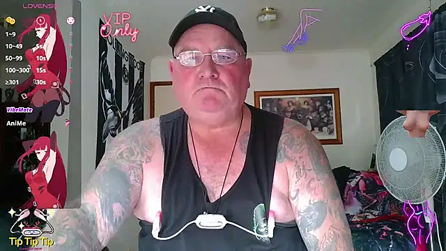 KINKYBLUEYES69 webcam