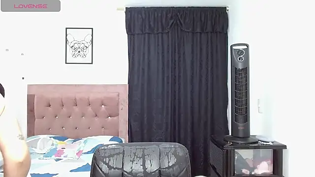 selena_ferri - Selena_ferri's free webcam - UK Sex Cams