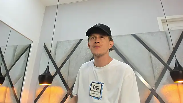 anthonny_vegas - Anthonny_Vegas's free webcam - UK Sex Cams