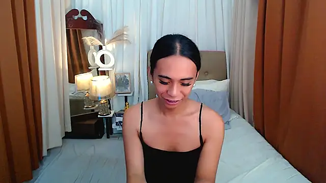 scarlet_smith7 - Scarlet_smith7's free webcam - UK Sex Cams