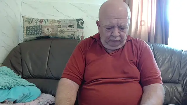 fullballs6's live cam