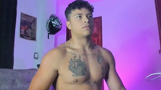 Dominic_Biker__ webcam