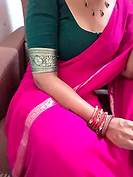 roja-telugu777 (F young) - keep ice cubes on nipples