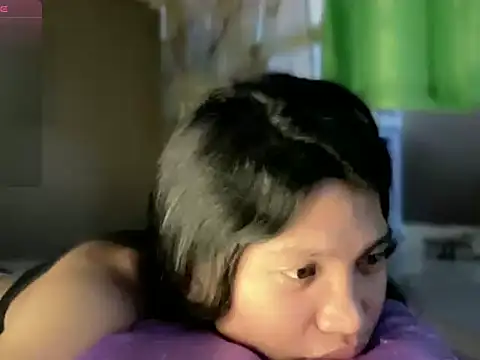 Yourgoddess_jayve webcam