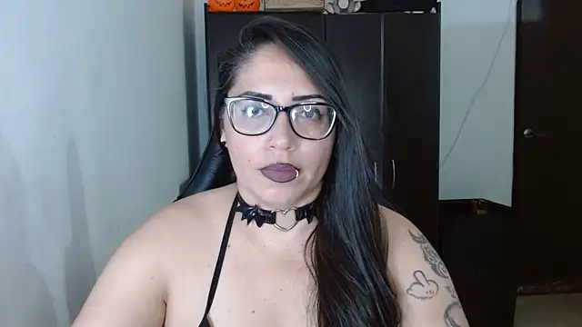 natashasmithe webcam