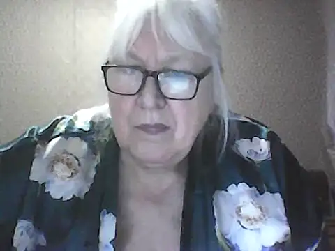 alexia64231 - Alexia64231's free webcam - UK Sex Cams