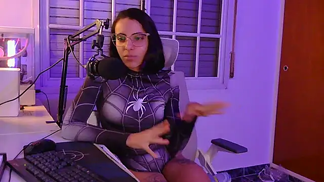 poison_ivy_29 (F young) - SQUIRTTT💦