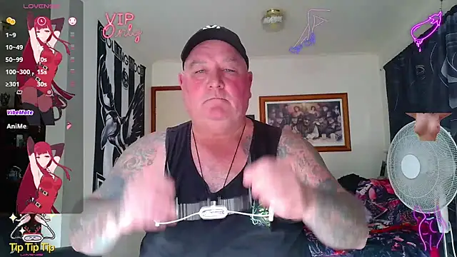 KINKYBLUEYES69 webcam