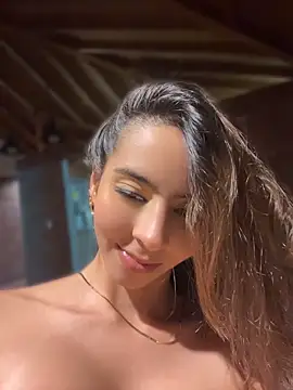 rousecolins (F young) - caresses under my dress