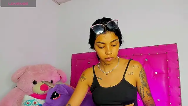 dahiiangomezz webcam