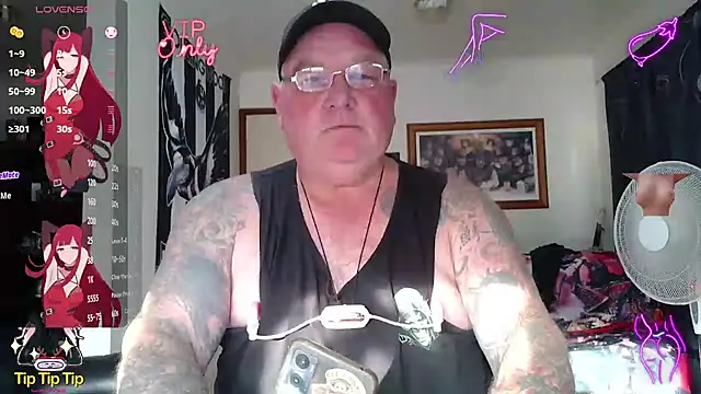 KINKYBLUEYES69 webcam