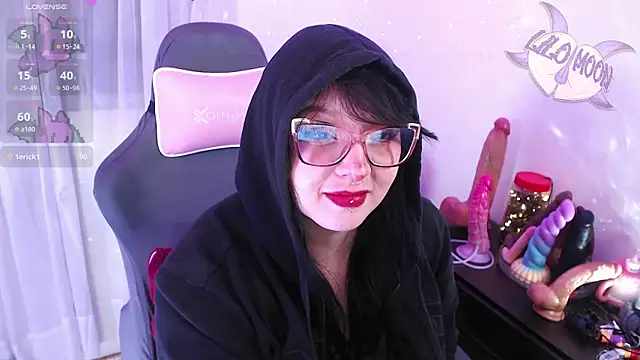 LiloMoon69 webcam