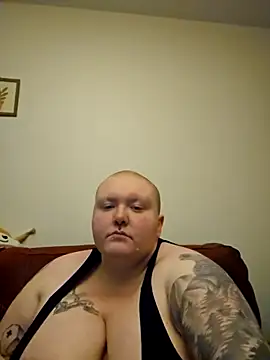 MorningstarDeviant webcam