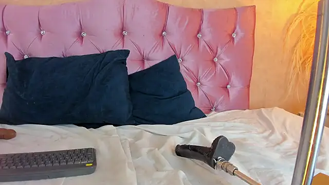 KARINAJTORRES webcam