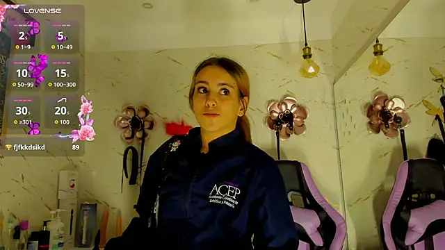 Natasha-Adams webcam