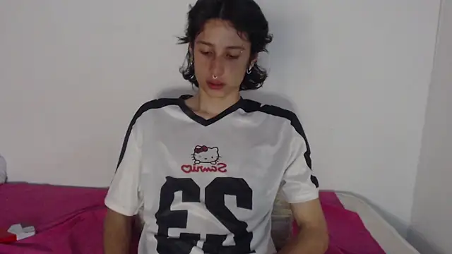 cirosky_elchicopolla webcam