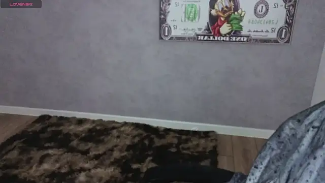 honey_cherrry webcam