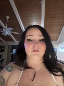 Kira_tattoo webcam