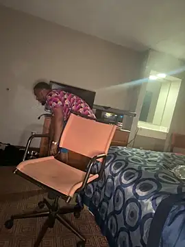 Stressreliever82 webcam