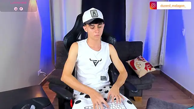 Demian_cute18 webcam