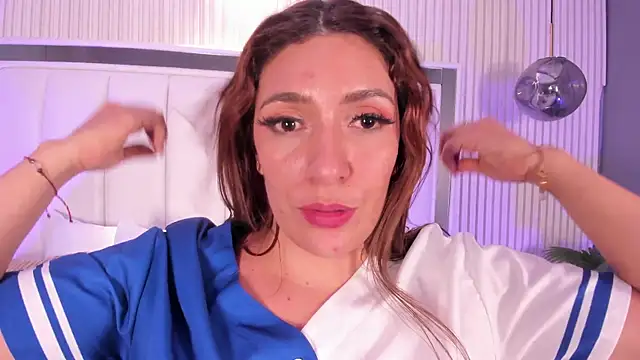 naughty_flower18 webcam