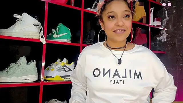 Indianbrownie webcam