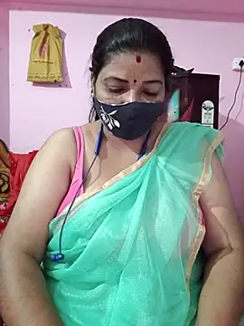 tamil_lathikaaa webcam