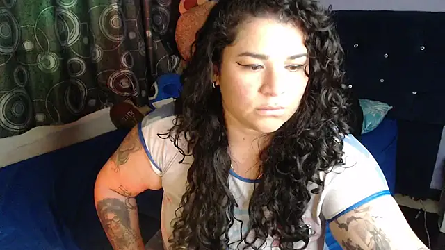 ANGELIQUE_KLANE webcam