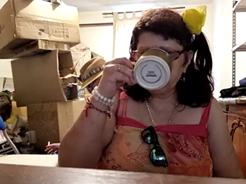 Samantha_Squirt@xh webcam