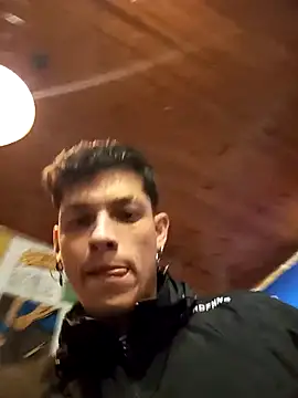 blackninja66 (M young) - cum show at work ☕🥛