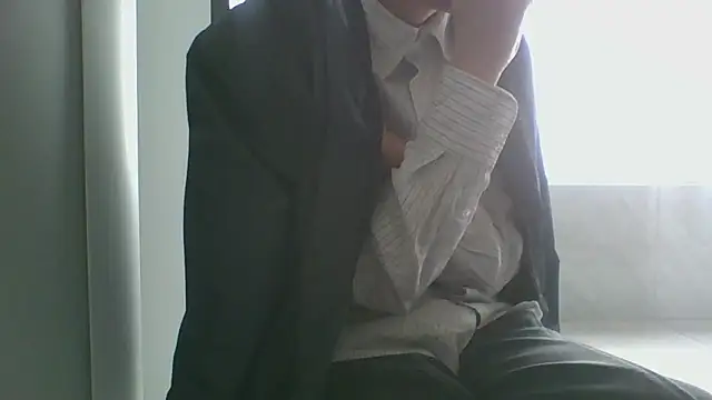 nole_china7 (Ask my age) - talk / fun / cum