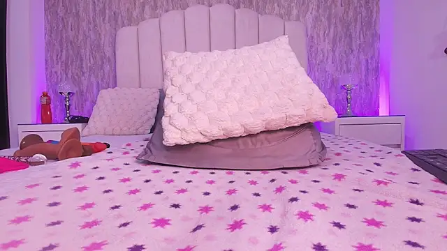 raven_lilith_ webcam