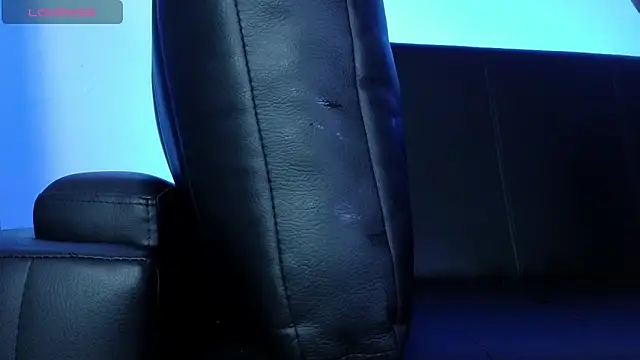 Alisson_Wynter webcam