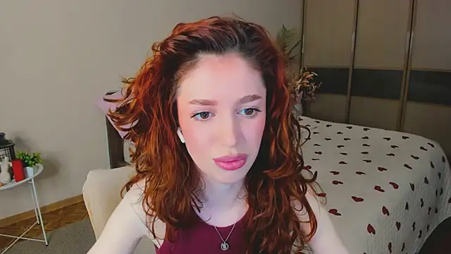 ChristinaConteeree webcam