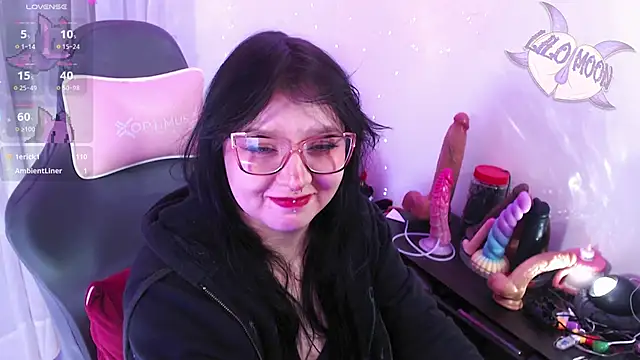 LiloMoon69 webcam