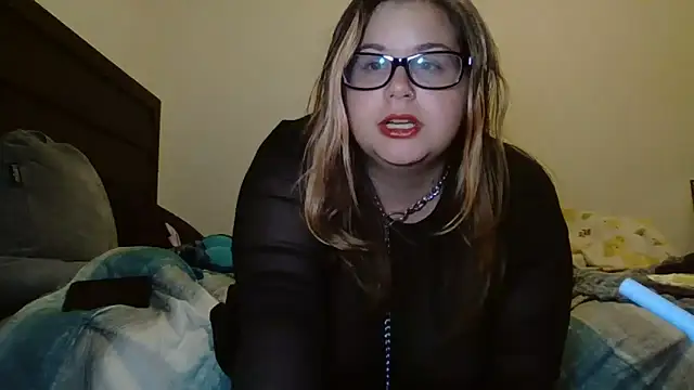 HoneyBear19 webcam